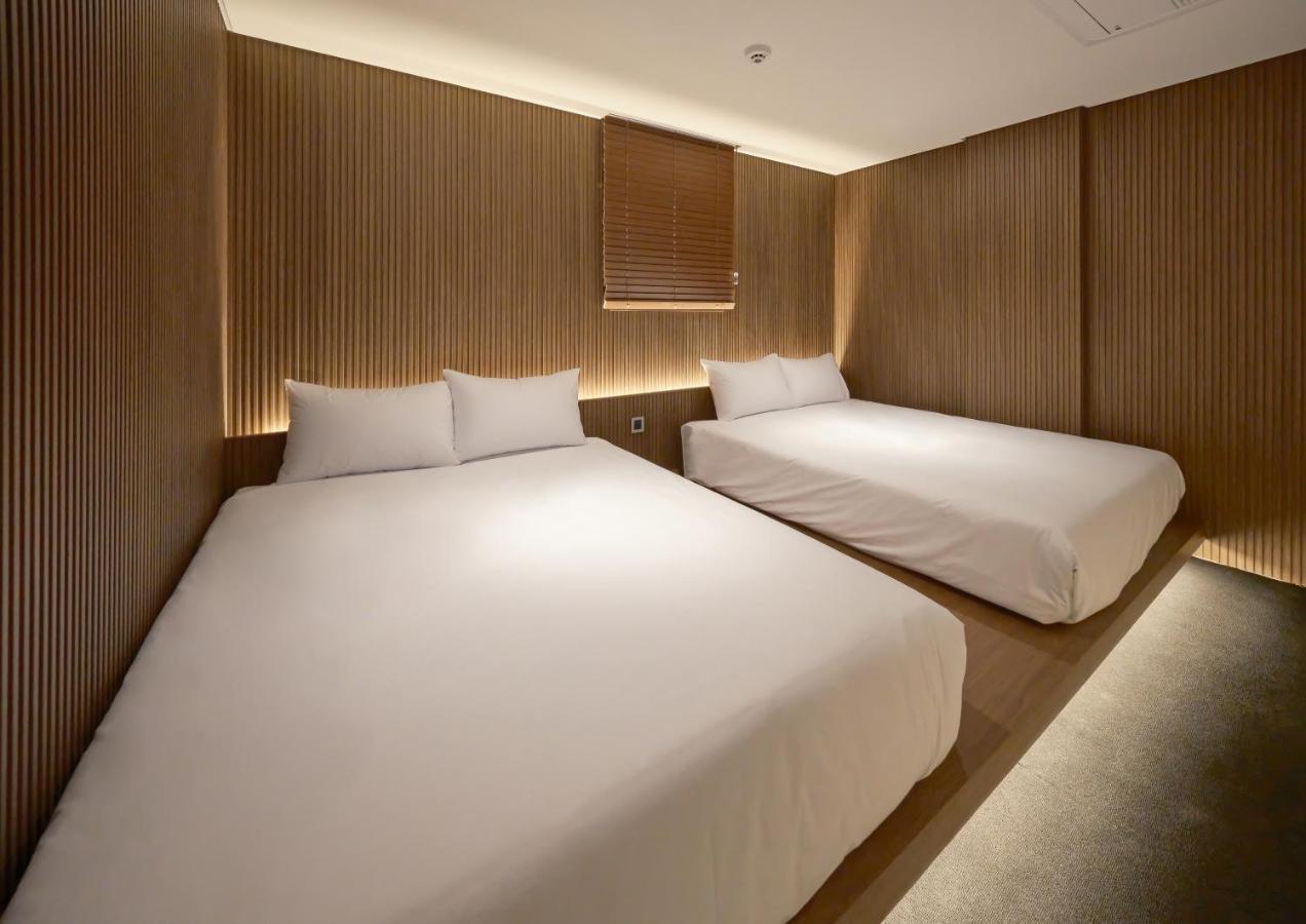 Uh Suite The Myeongdong Seoul Bagian luar foto